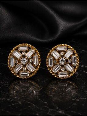 Vintage Gold Tone Baguette Rhinestone Clip On Earrings Rope Border